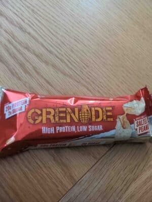 GRENADE  High Protein Salted Peanut Low Sugar från Grenade – bar