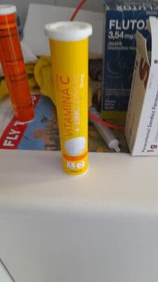 Vitamina C + Zinc sabor Limón från Deliplus – kosttillskott